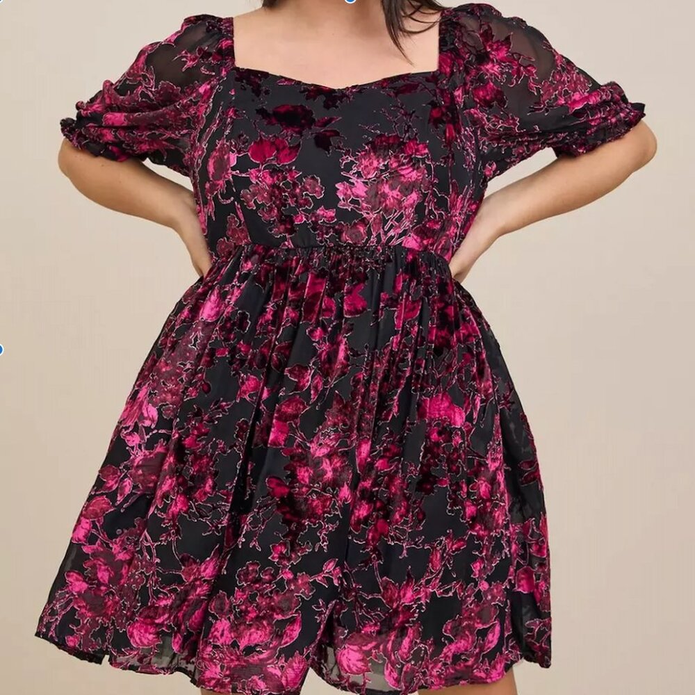 NWT Torrid Mini Burnout Velvet Babydoll Black Rose Dress Plus Size 24
